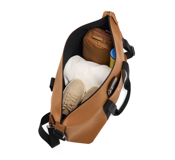 Kombi Weekender Waterproof Travel Bag 🇨🇦