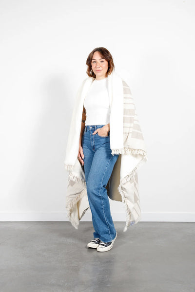 Tofino Towel Co. - The Vance Fleece Lined Throw