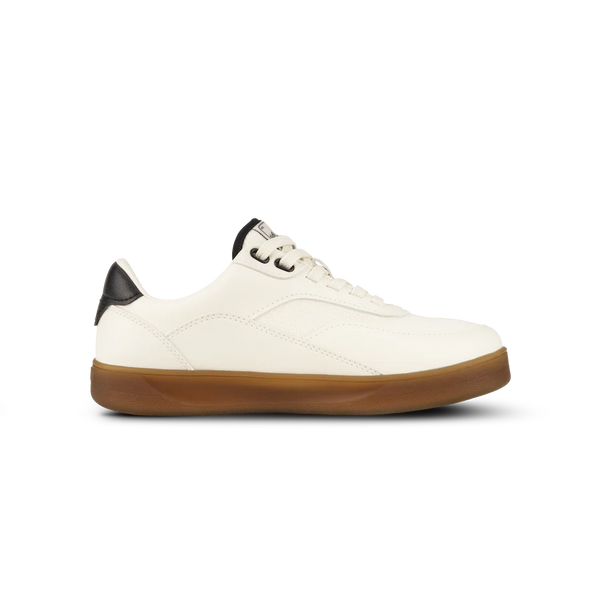 Vessi Women's Courtside Classic Sneaker 🇨🇦