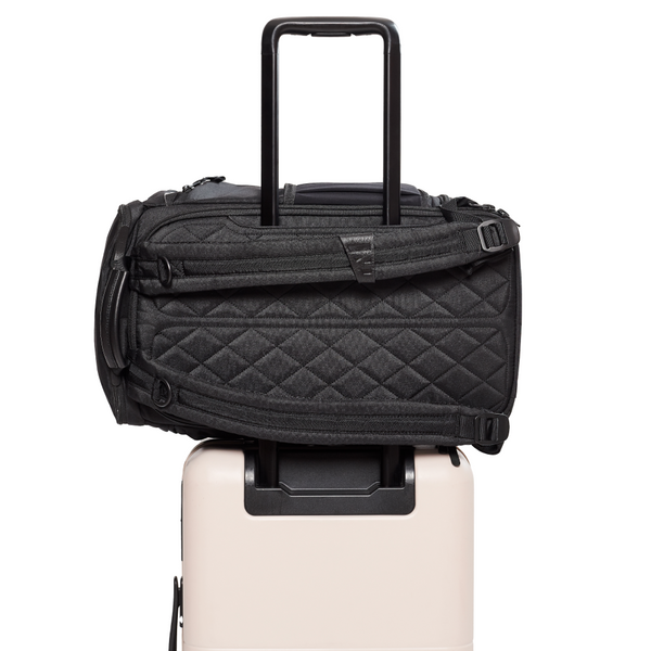 No Reception Club - The Getaway Bag  🇨🇦