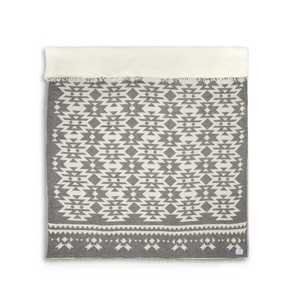 Tofino Towel Co. - The Coast Fleece Lined Throw