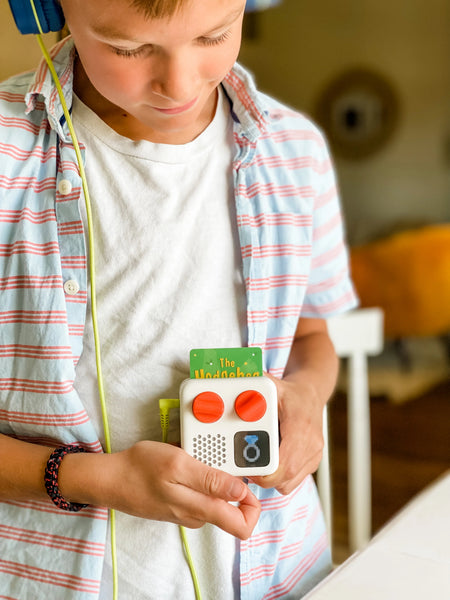 Yoto Mini + Starter Card Pack + Headphones