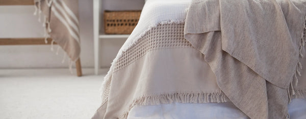 Tofino Towel - The Breeze Luxe Waffle Turkish Cotton Bed Cover  🇨🇦