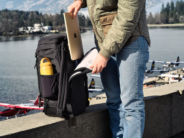 No Reception Club - The Getaway Bag  🇨🇦