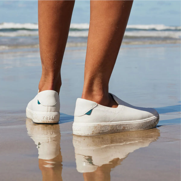Vessi Women's Boardwalk Slip-On 🇨🇦
