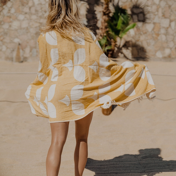 Tofino Towel Co. - The Dane Beach Towel - Lemon