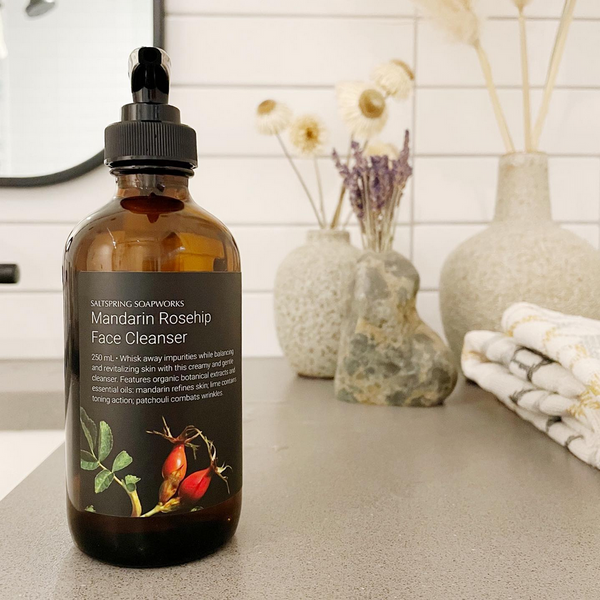 Saltspring Soapworks Mandarin Rosehip Face Cleanser  🇨🇦