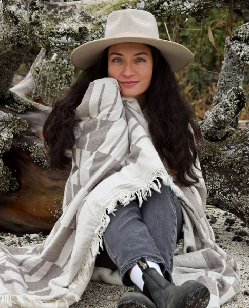 Tofino Towel Co. - The Vance Fleece Lined Throw