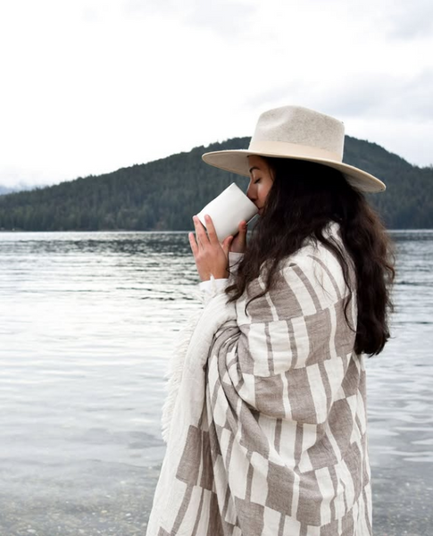Tofino Towel Co. - The Vance Fleece Lined Throw
