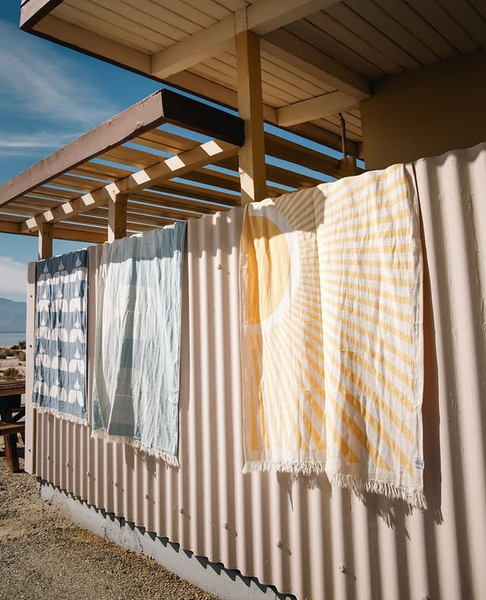 Tofino Towel Co. - The Sun Flare Beach Towel 🇨🇦