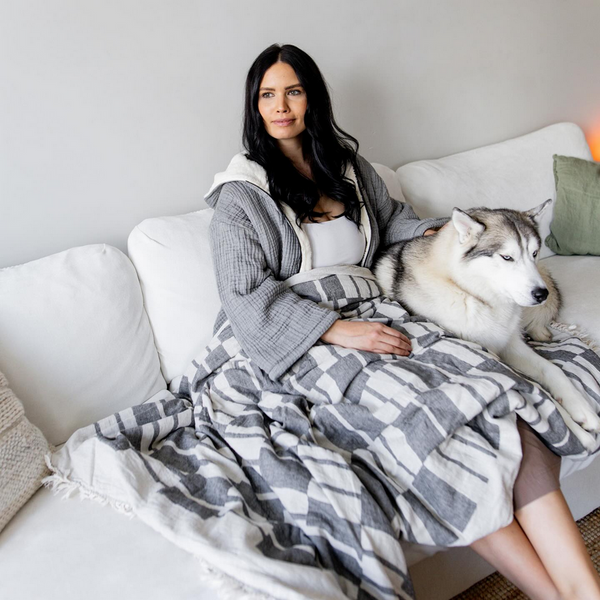 Tofino Towel Co. - The Vance Fleece Lined Throw 🇨🇦