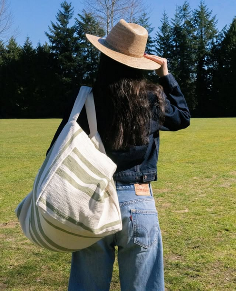 Tofino Towel - The Rey Oversized Stonewashed Tote Bag  🇨🇦