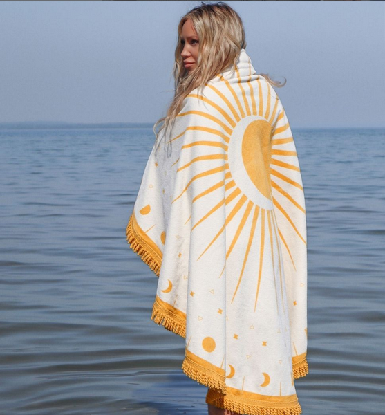 Tofino Towel Co. - The Velour Round Towel 🇨🇦