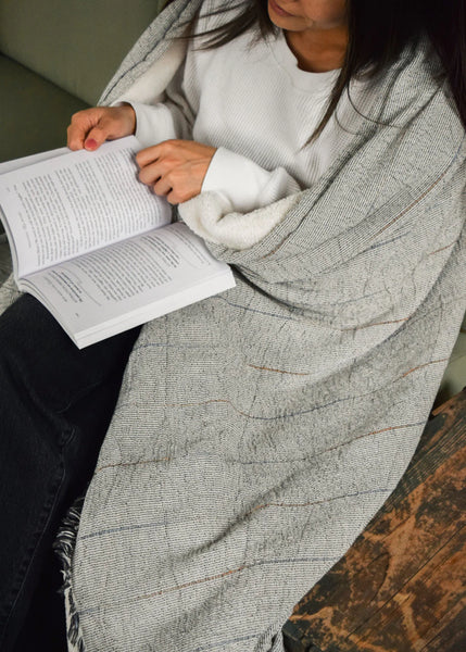 Tofino Towel Co. - The Everest Fleece Lined Throw 🇨🇦