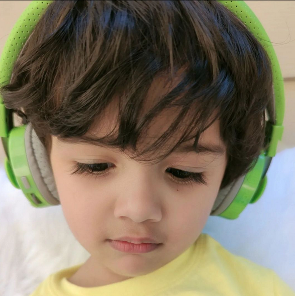 LilGadgets Untangled Pro Wireless Headphones