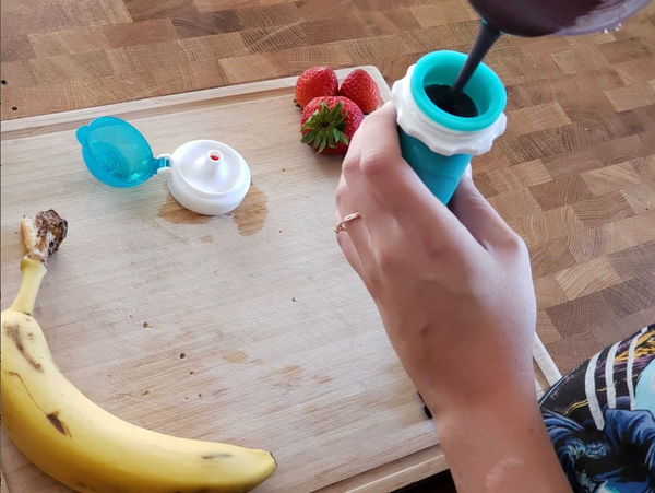 Squeasy Snacker Food Pouch