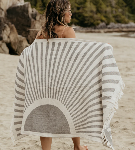 Tofino Towel Co. - The Sun Flare Beach Towel 🇨🇦