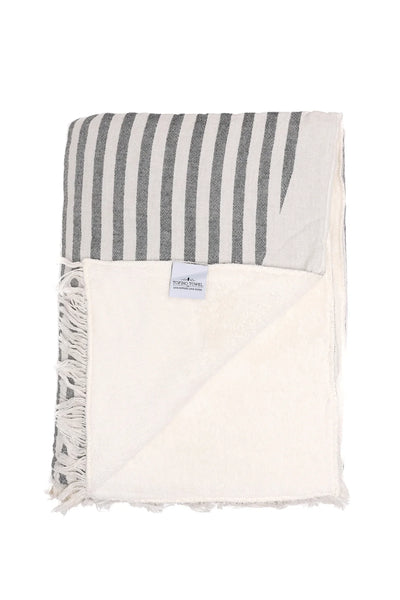Tofino Towel Co. - The Haven Fleece Lined Throw 🇨🇦