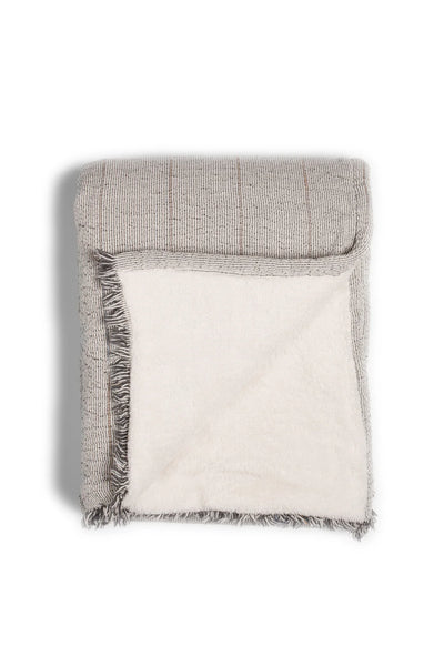 Tofino Towel Co. - The Everest Fleece Lined Throw 🇨🇦