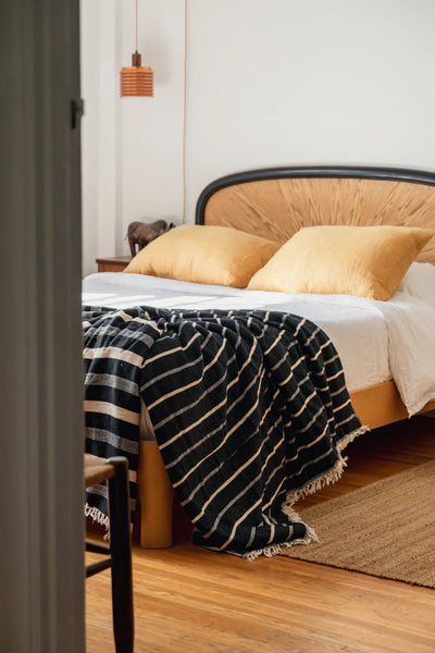 Tofino Towel Co. - The Winslow Fleece Lined Throw 🇨🇦