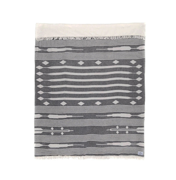 Tofino Towel Co. - The Arrow Fleece Lined Throw 🇨🇦