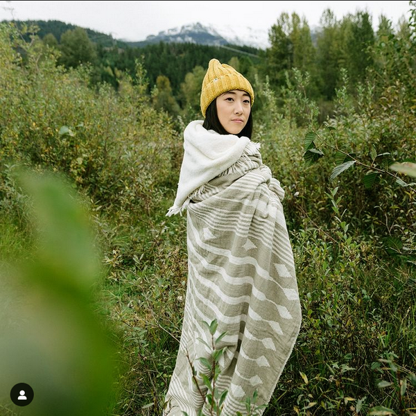 Tofino Towel Co. - The Arrow Fleece Lined Throw 🇨🇦